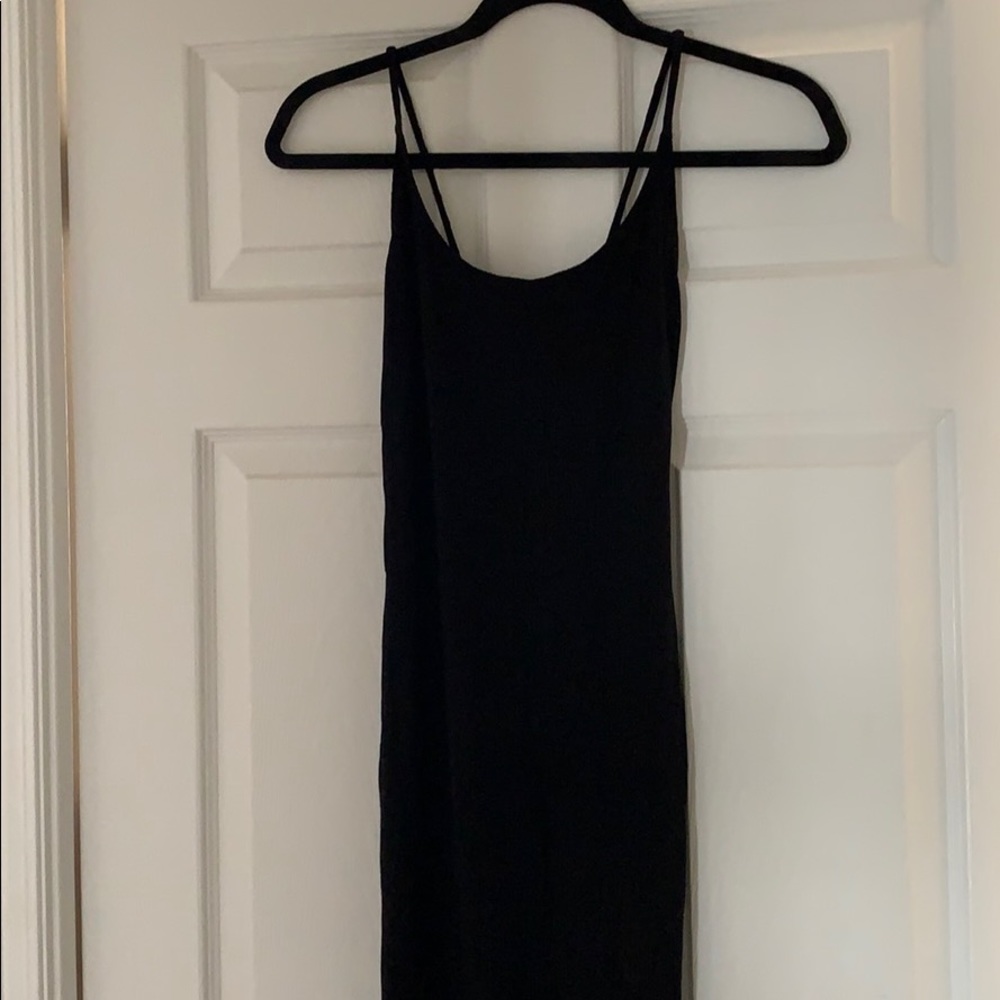 Midi black ribbed dress